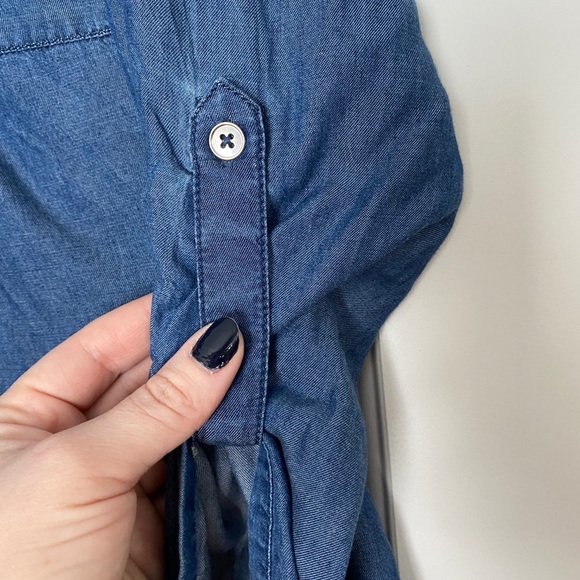 NWT New York & Company Split Back Graphic Blouse in Indigo Blue Size Small - Picture 6 of 13